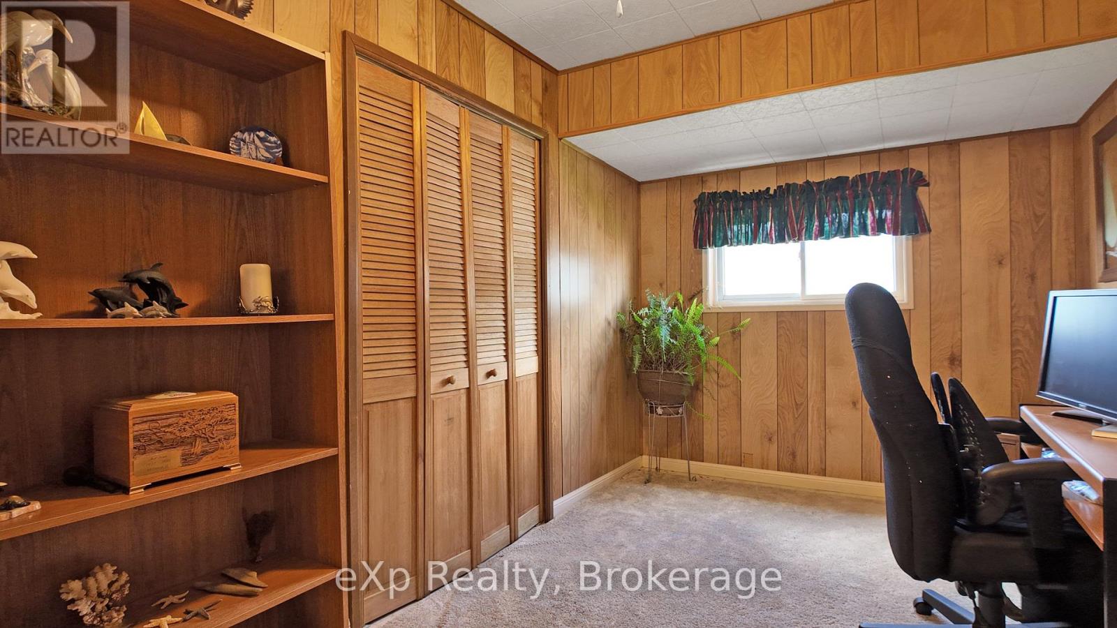 9 Dove Road, Brockton, Ontario  N0G 2V0 - Photo 15 - X12954524