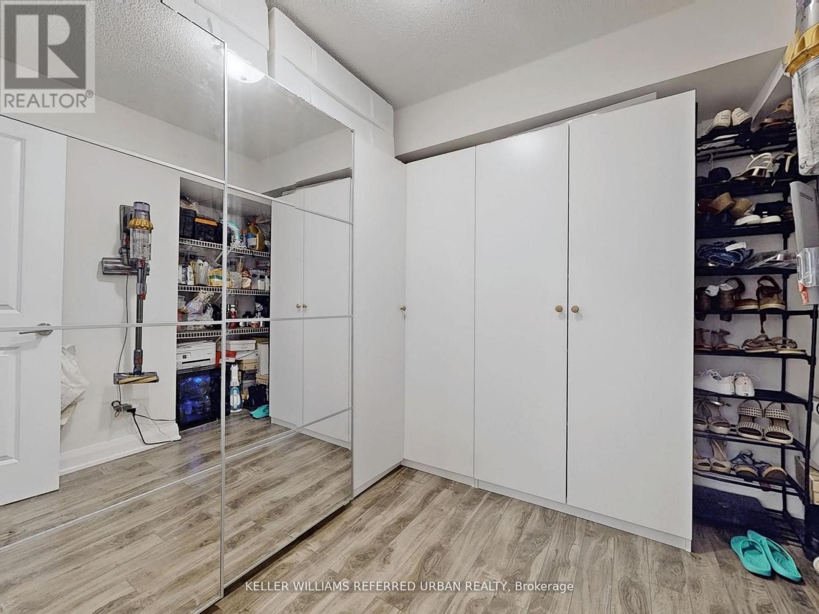 3203 - 4978 Yonge Street, Toronto, Ontario  M2N 5N7 - Photo 17 - C13048174