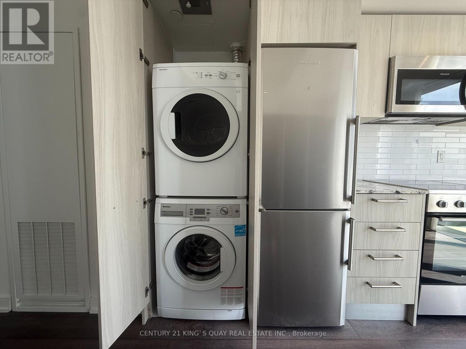 3501 - 28 Wellesley Street E, Toronto, Ontario  M4Y 0C4 - Photo 14 - C13048186