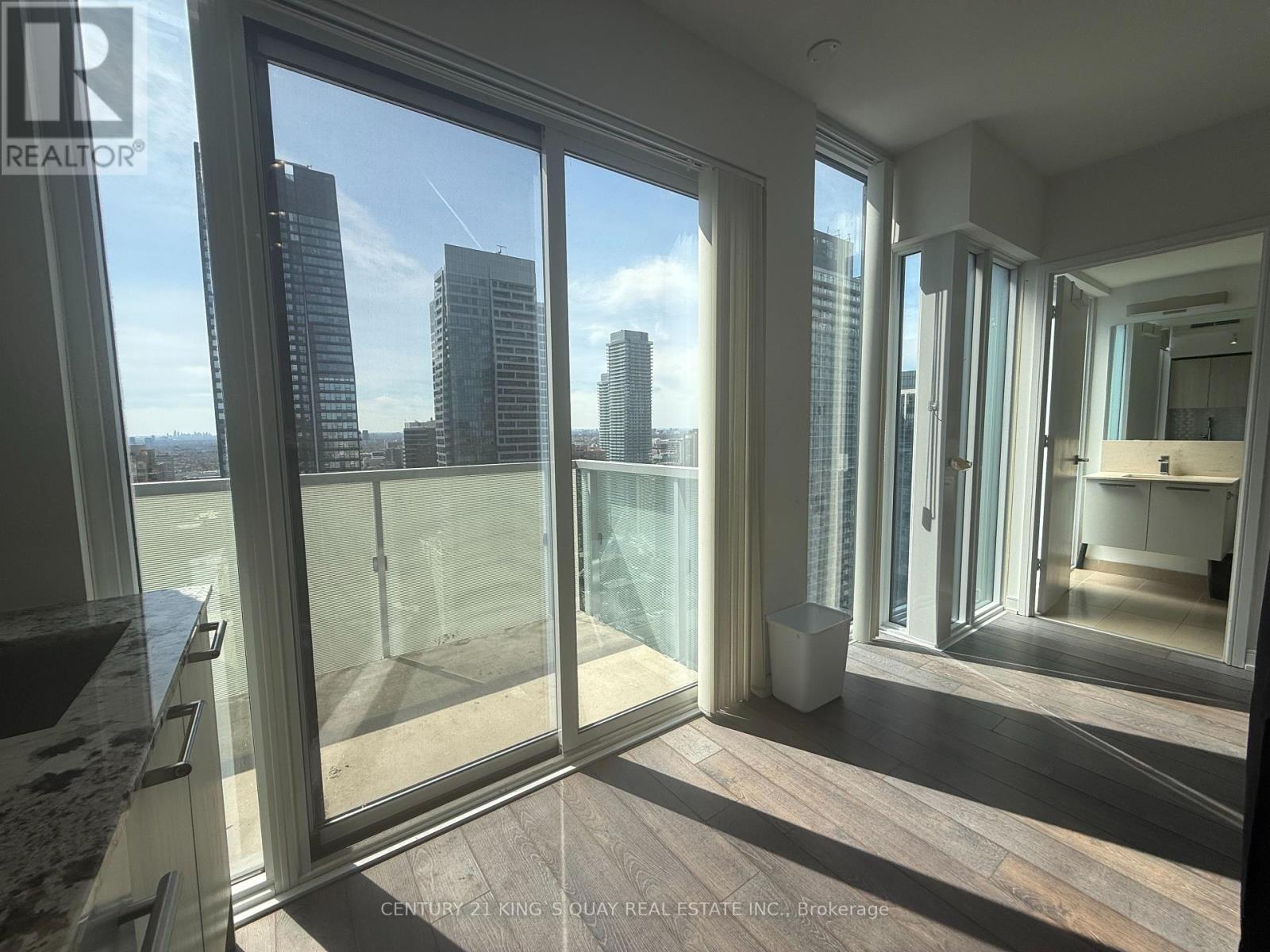 3501 - 28 Wellesley Street E, Toronto, Ontario  M4Y 0C4 - Photo 3 - C13048186