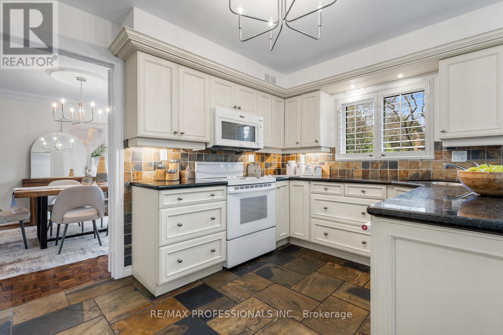 47 Apollo Drive, Toronto, Ontario  M3B 2G9 - Photo 17 - C13048202