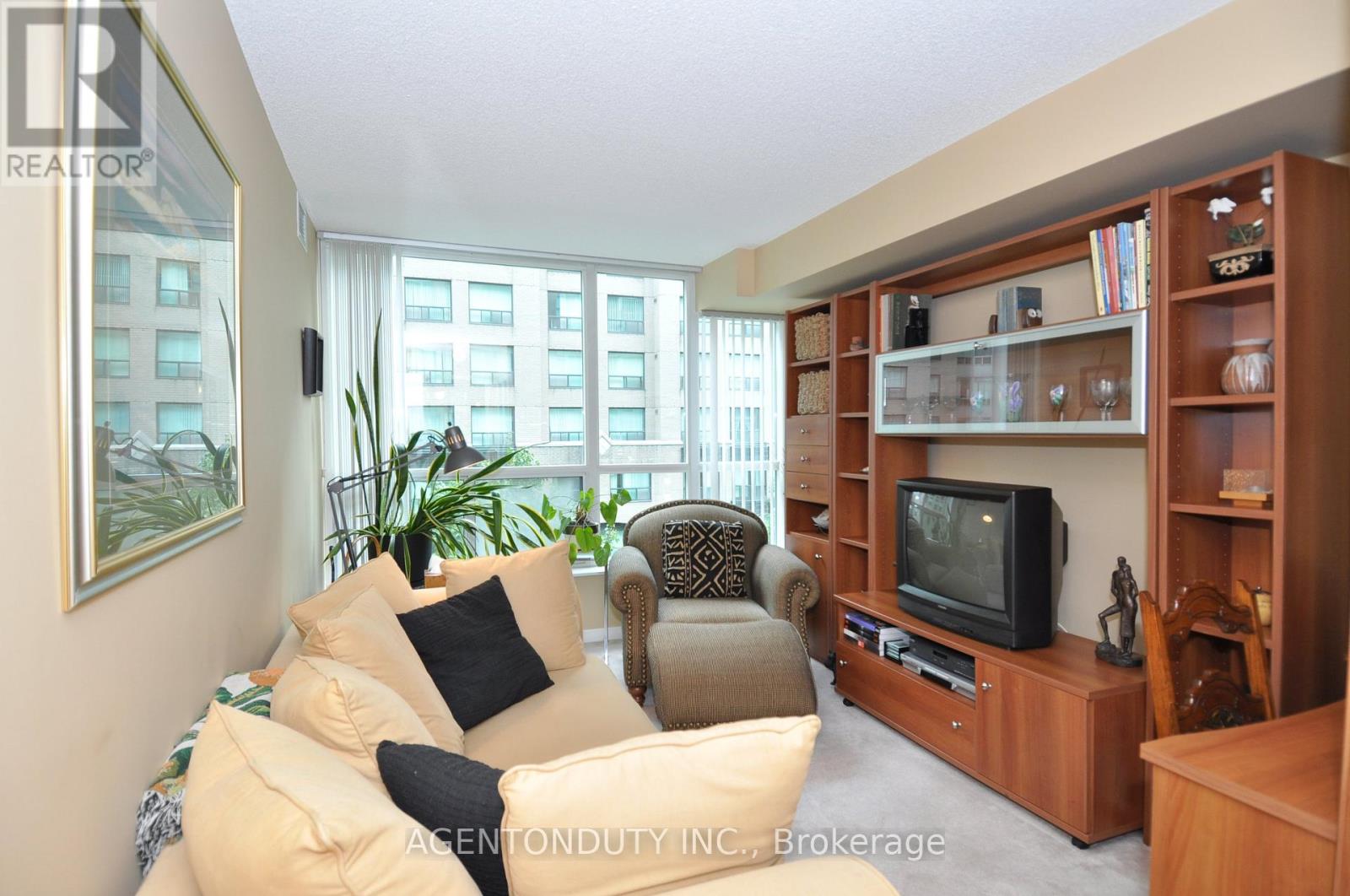 325 - 109 Front Street E, Toronto, Ontario  M5A 4P7 - Photo 5 - C13048226