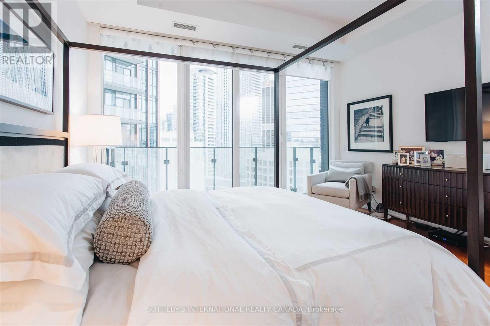 1602 - 88 Davenport Road, Toronto, Ontario  M5R 0A5 - Photo 18 - C13048248