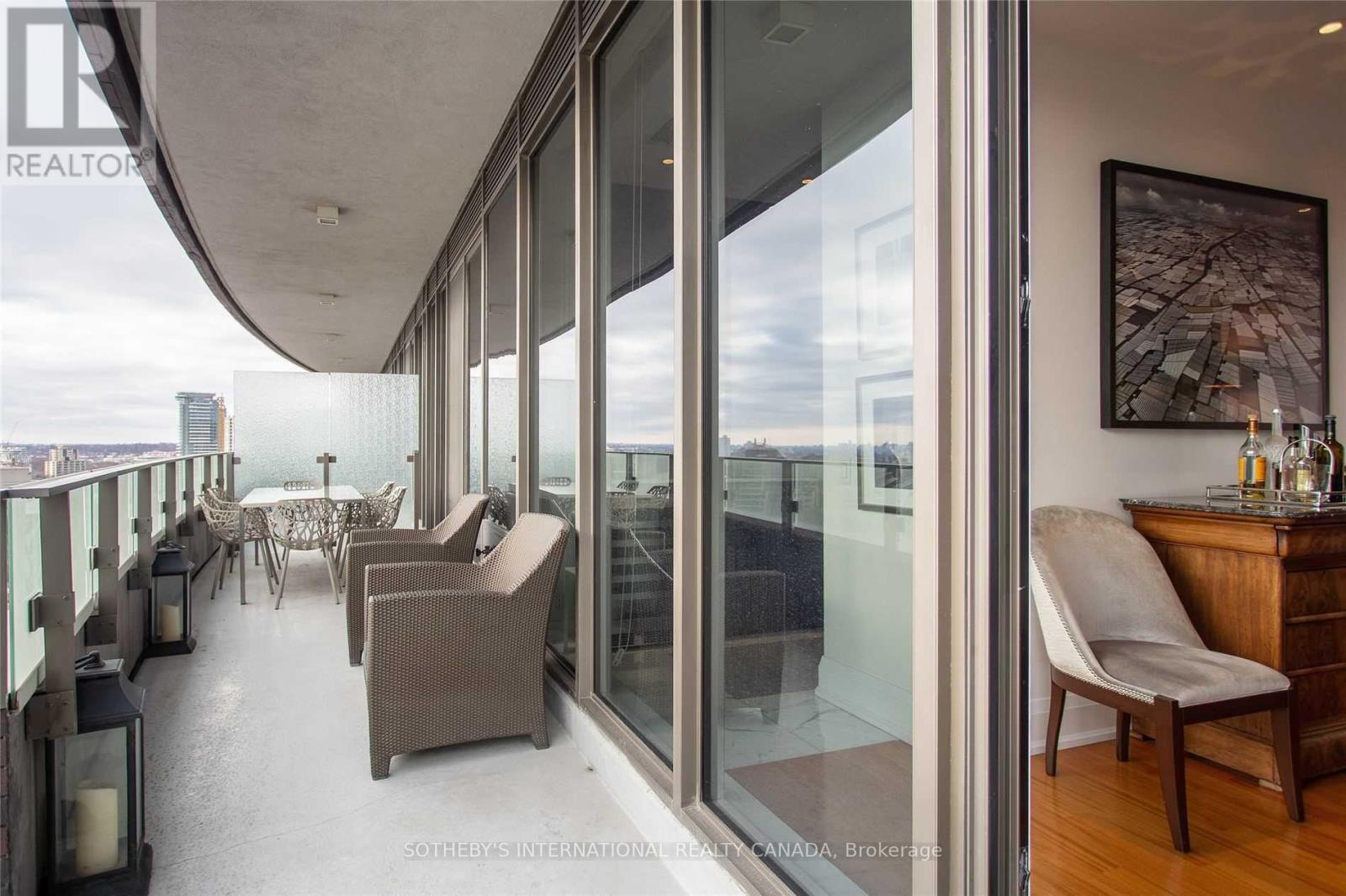 1602 - 88 Davenport Road, Toronto, Ontario  M5R 0A5 - Photo 31 - C13048248