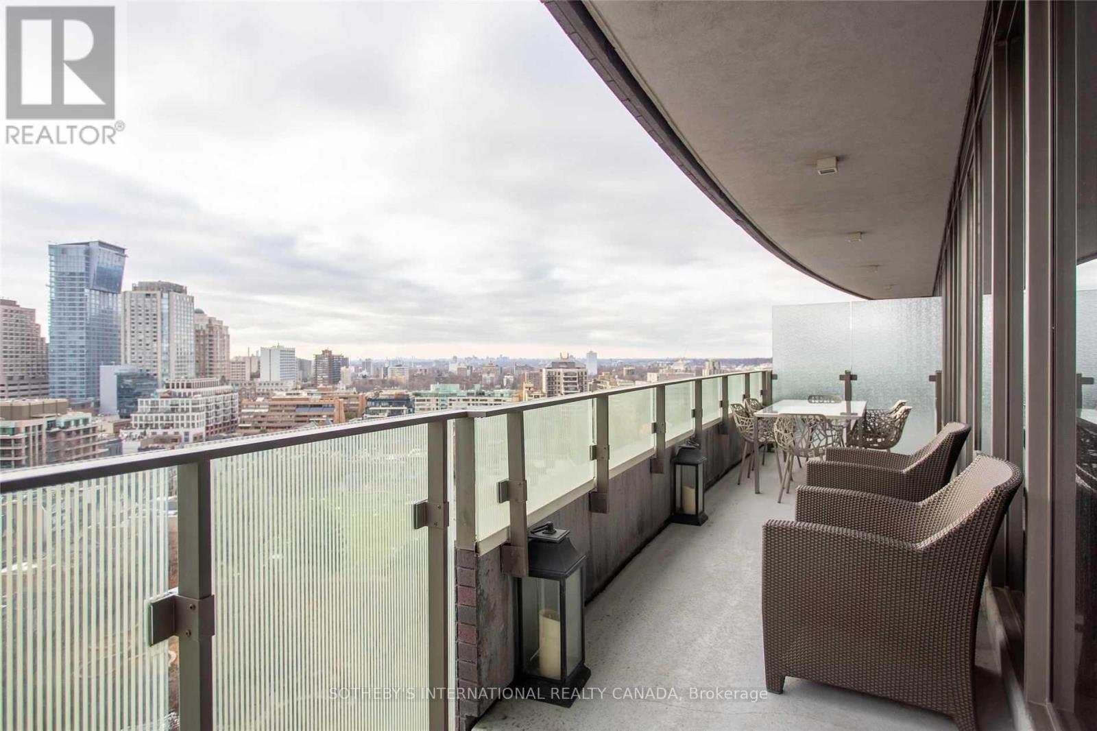 1602 - 88 Davenport Road, Toronto, Ontario  M5R 0A5 - Photo 32 - C13048248