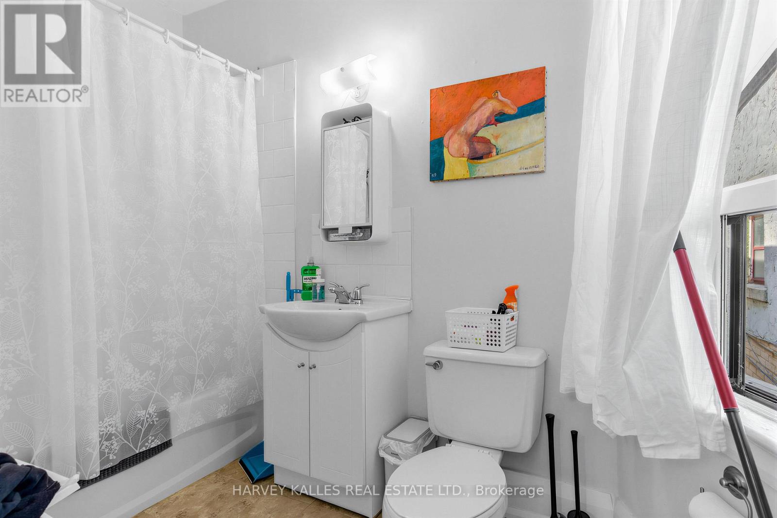 1378 Bathurst Street, Toronto, Ontario  M5R 3J1 - Photo 4 - C13048262