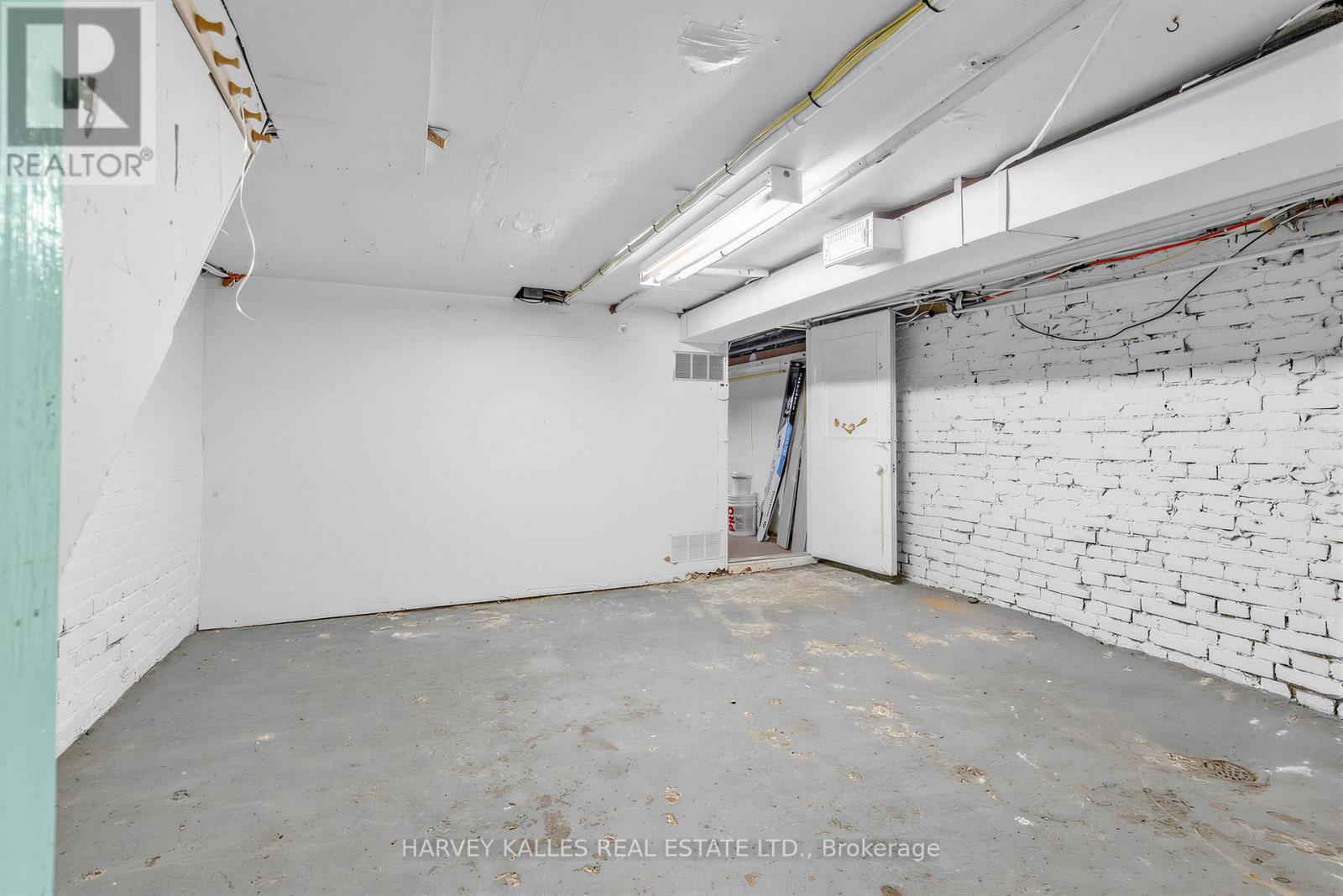 1378 Bathurst Street, Toronto, Ontario  M5R 3J1 - Photo 9 - C13048262