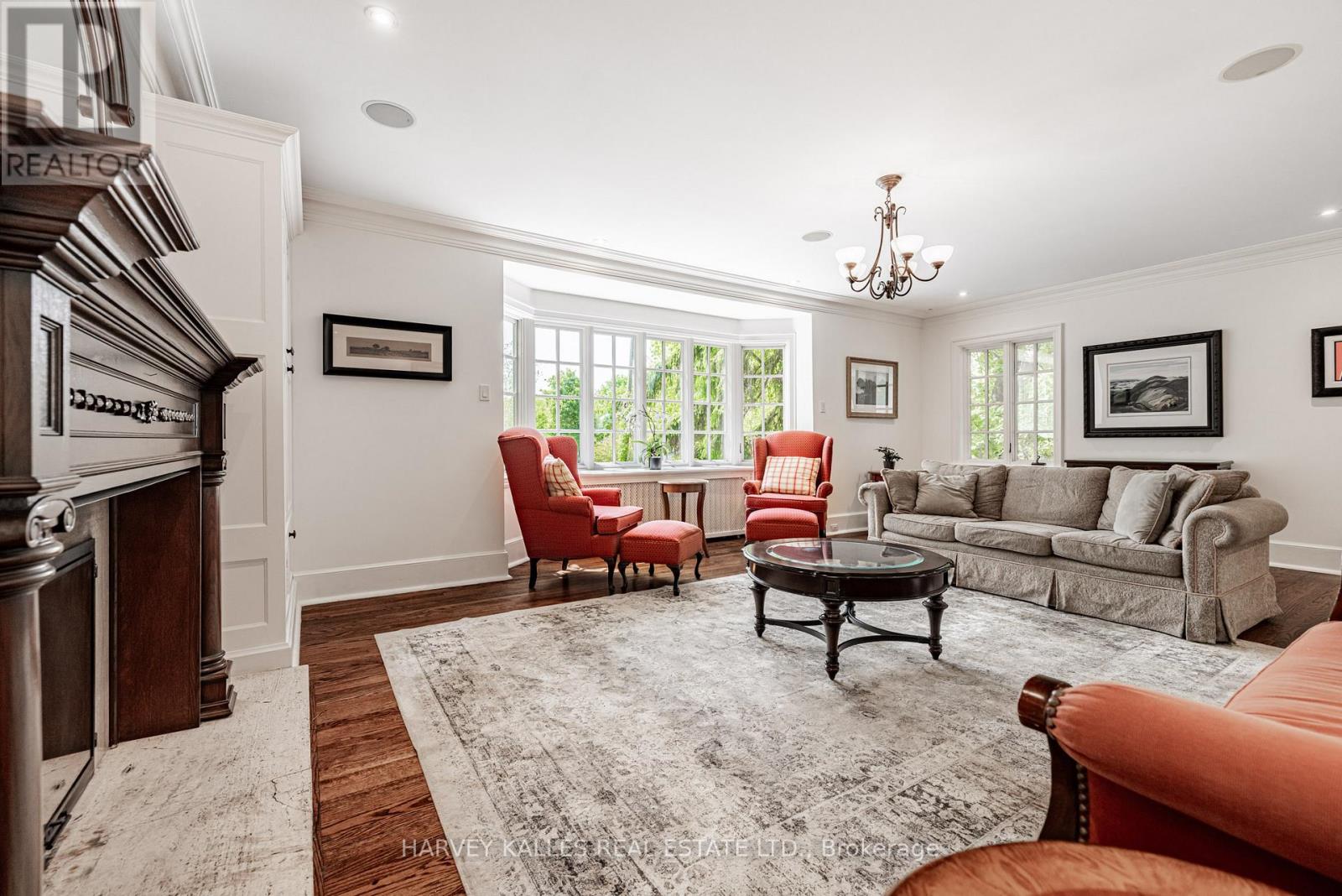 42 Brookfield Road, Toronto, Ontario  M2P 1A9 - Photo 8 - C13048280