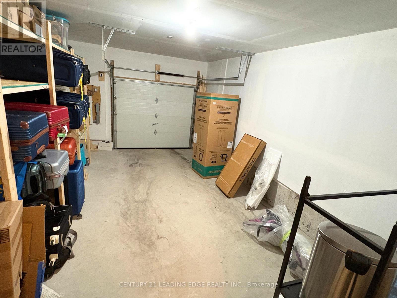 Room 5 - 9 Spruce Pines Crescent, Toronto, Ontario  M4A 0A9 - Photo 11 - C13048296