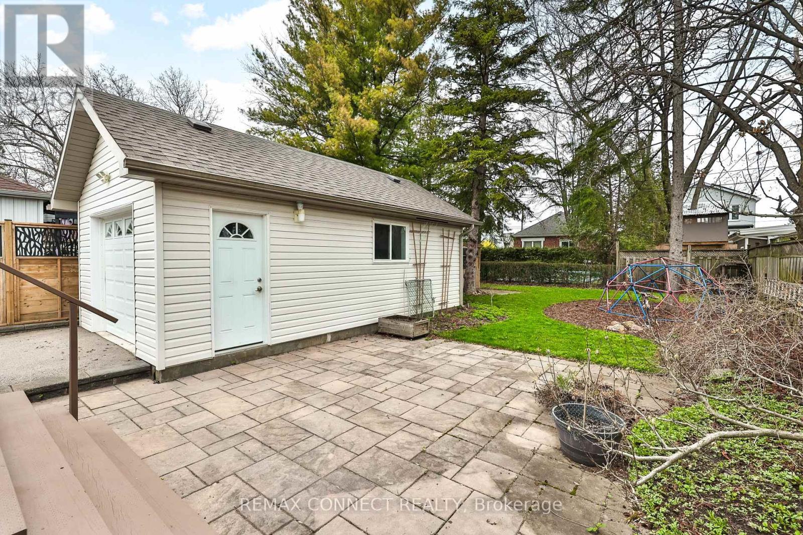 101 Phillip Avenue, Toronto, Ontario  M1N 3R3 - Photo 24 - E13048244