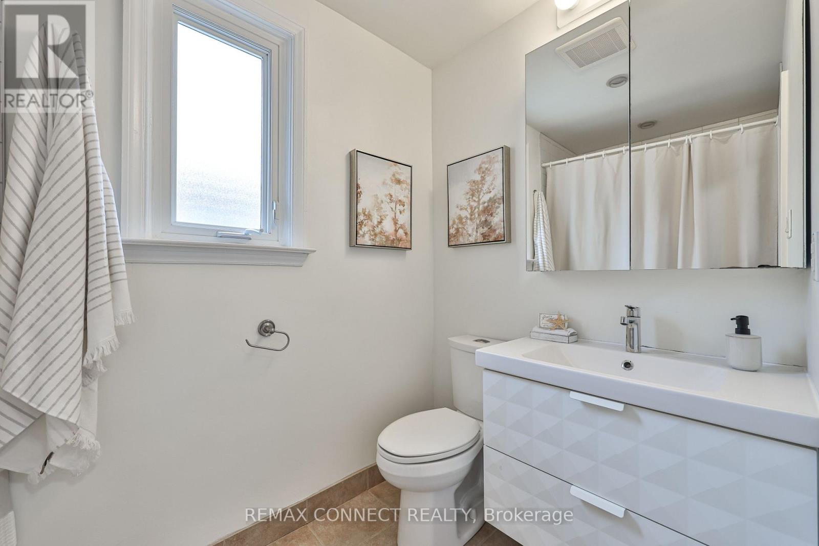 101 Phillip Avenue, Toronto, Ontario  M1N 3R3 - Photo 8 - E13048244