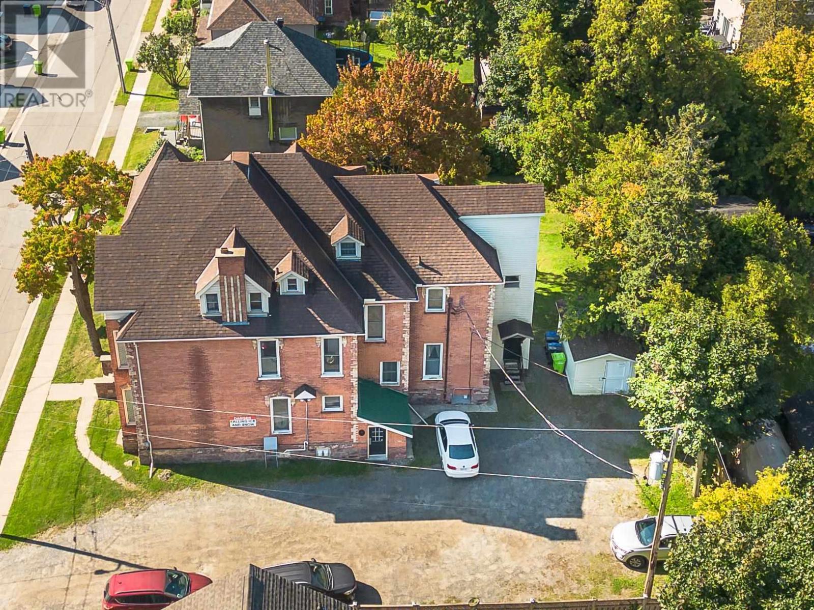 151 Woodward Ave, Sault Ste. Marie, Ontario  P6A 3T6 - Photo 6 - SM252621