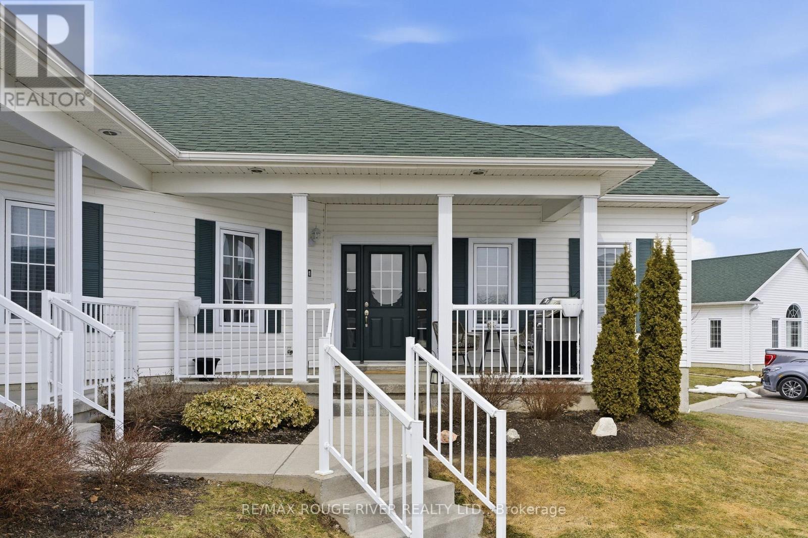 1101 - 300 Croft Street, Port Hope, Ontario  L1A 0E1 - Photo 1 - X12903678