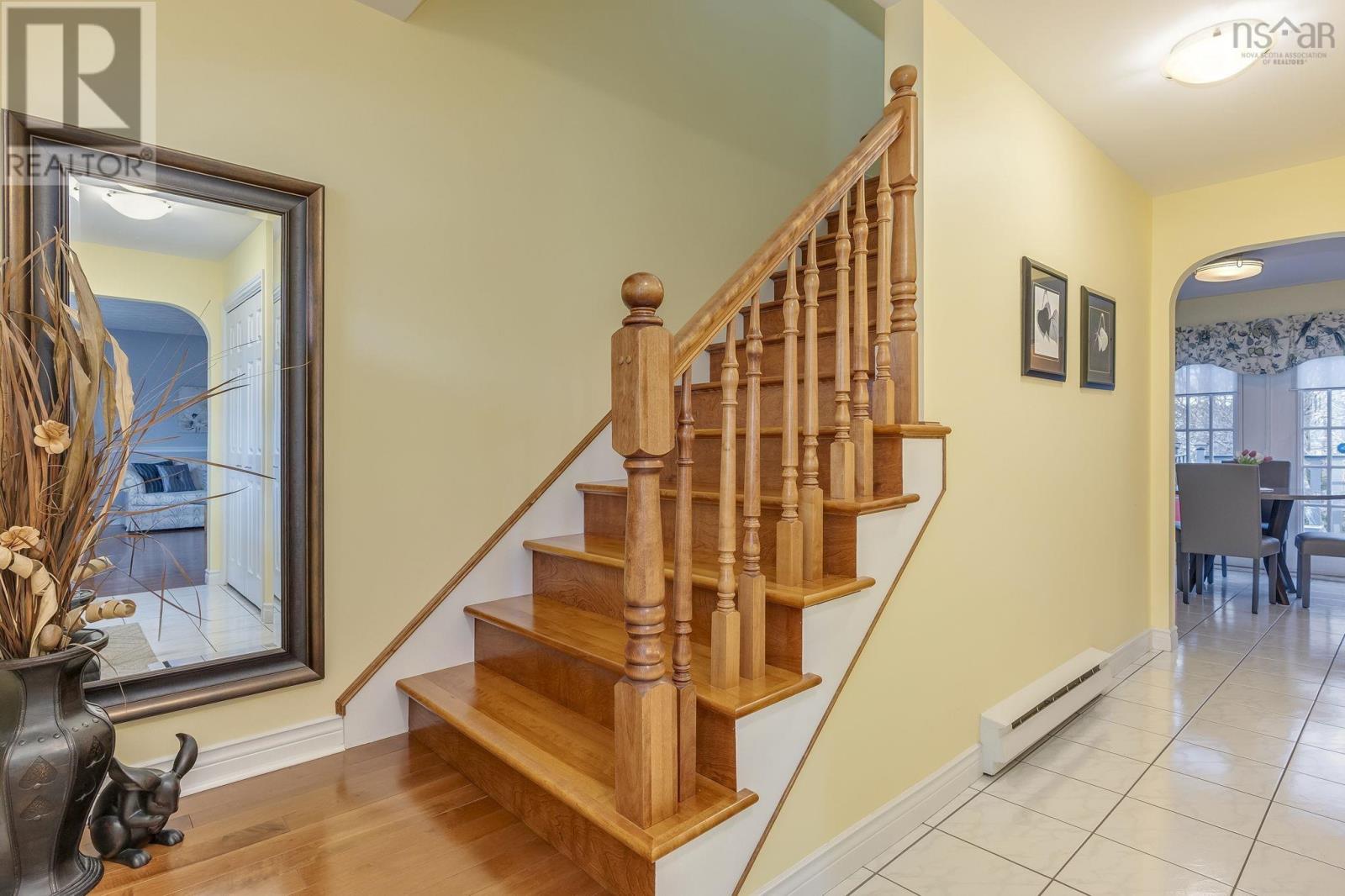 10 Abbey Dale Court, Lower Sackville, Nova Scotia  B4C 3R2 - Photo 5 - 202608725