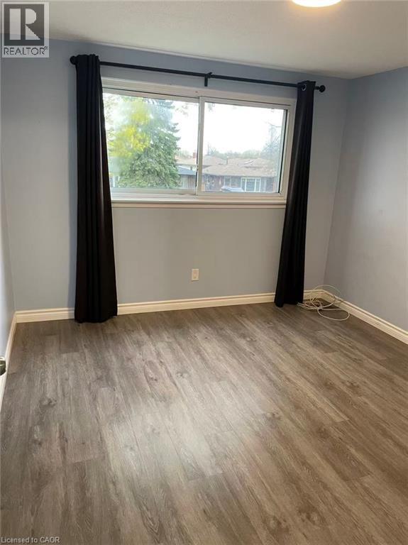 390 East 23rd Street, Hamilton, Ontario  L8V 2X6 - Photo 11 - 40824519