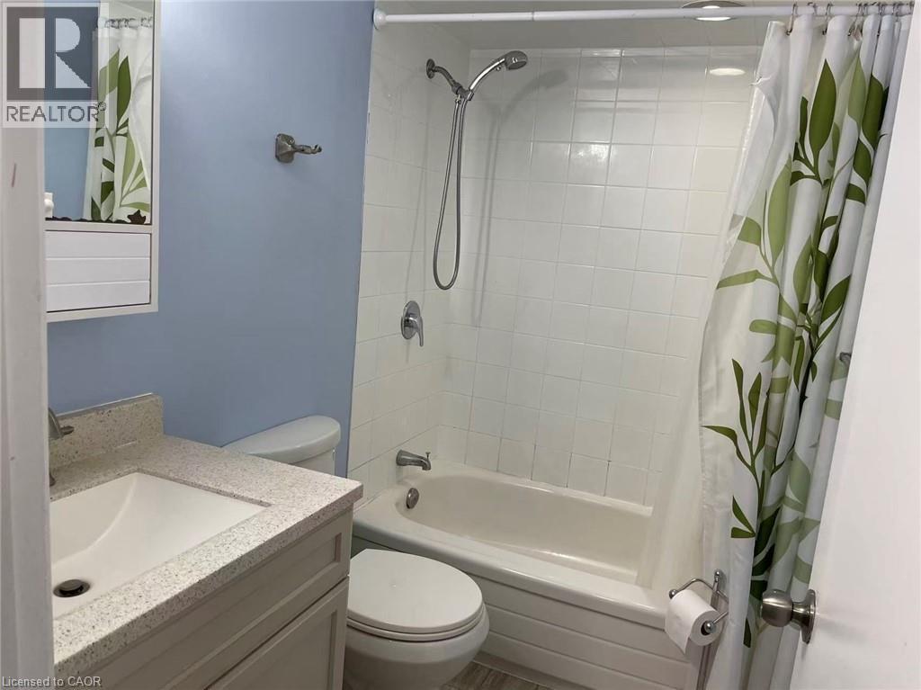 390 East 23rd Street, Hamilton, Ontario  L8V 2X6 - Photo 14 - 40824519