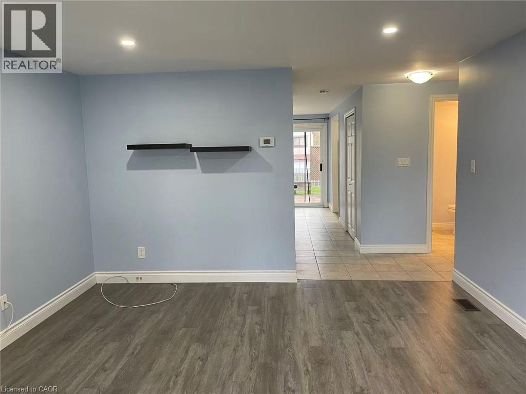 390 East 23rd Street, Hamilton, Ontario  L8V 2X6 - Photo 4 - 40824519