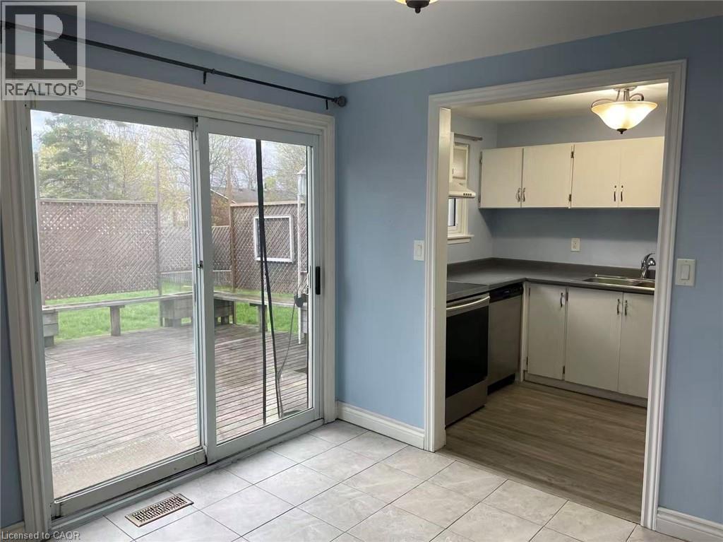 390 East 23rd Street, Hamilton, Ontario  L8V 2X6 - Photo 6 - 40824519