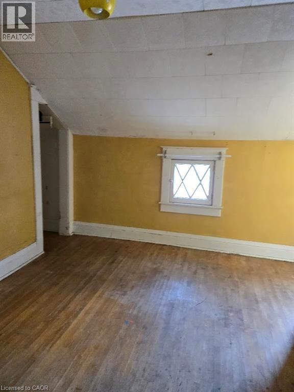 4340 Elgin Street, Niagara Falls, Ontario  L2E 2X8 - Photo 11 - 40824516