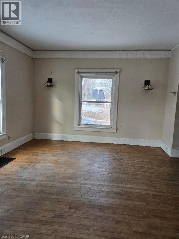 4340 Elgin Street, Niagara Falls, Ontario  L2E 2X8 - Photo 6 - 40824516