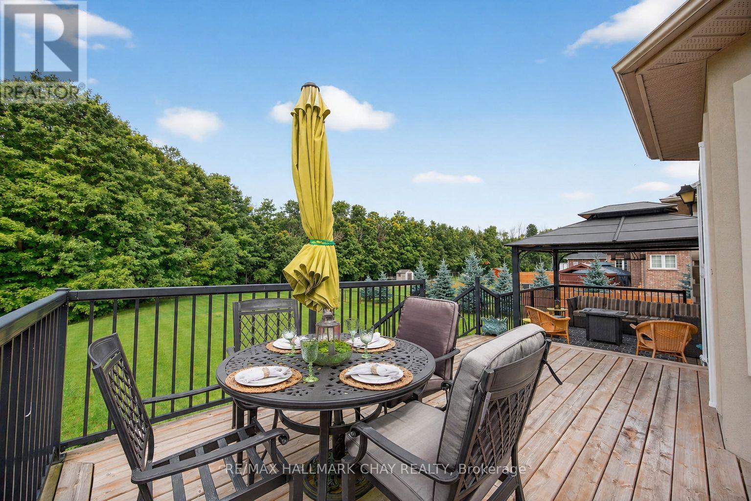 16 Basswood Drive, Wasaga Beach, Ontario  L9Z 0A9 - Photo 30 - S13048172