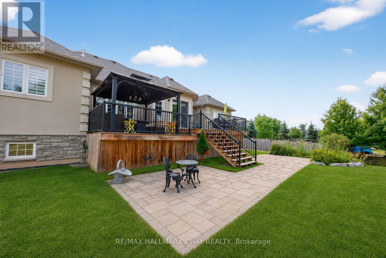 16 Basswood Drive, Wasaga Beach, Ontario  L9Z 0A9 - Photo 31 - S13048172