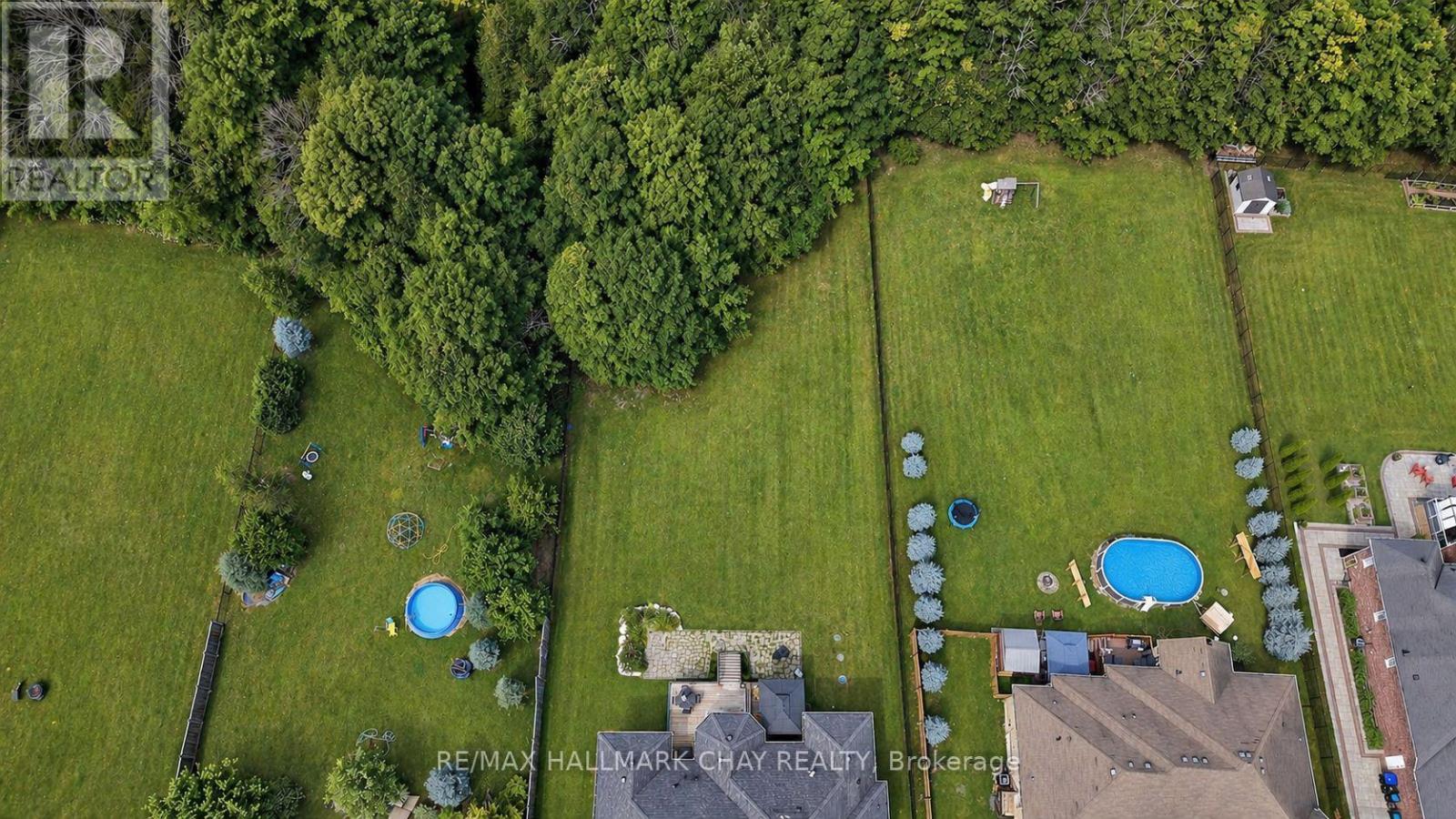 16 Basswood Drive, Wasaga Beach, Ontario  L9Z 0A9 - Photo 35 - S13048172