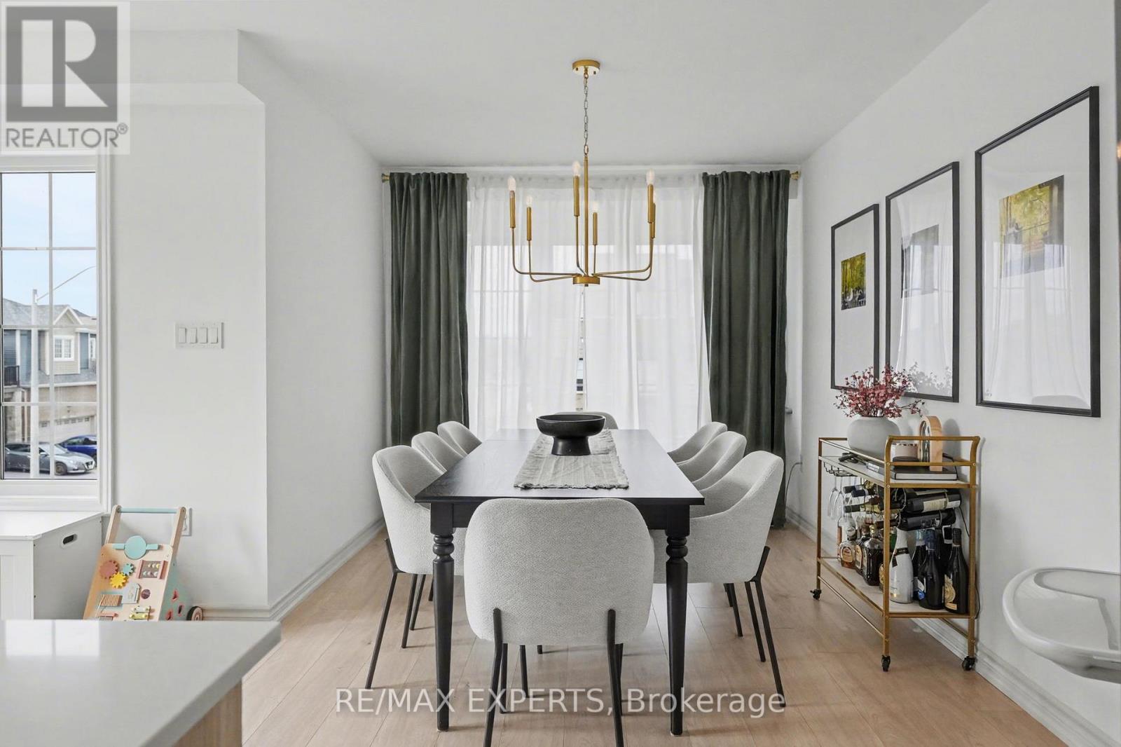 2 Pumpkin Corner Crescent, Barrie, Ontario  L9J 0T6 - Photo 13 - S13048270