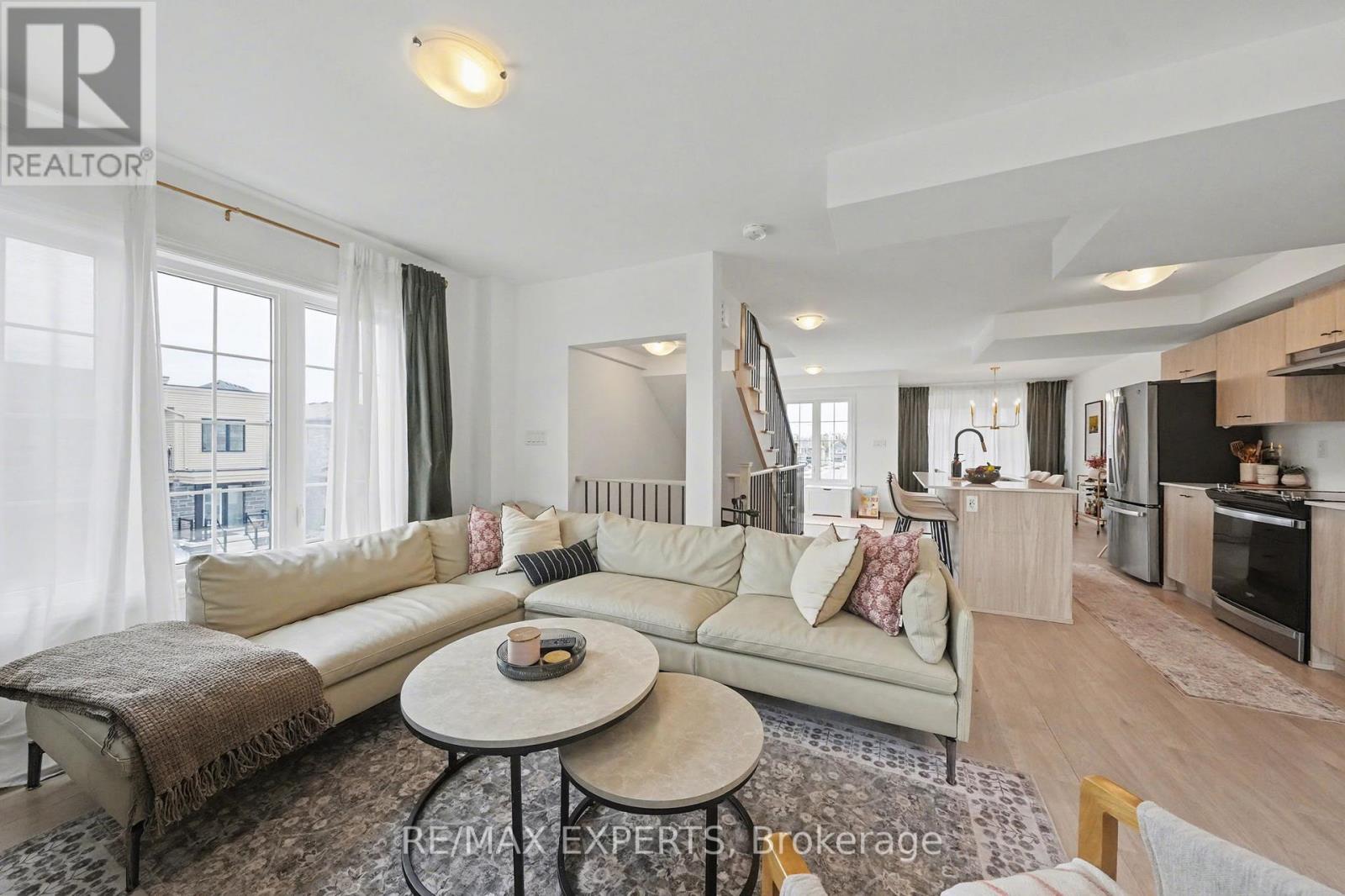 2 Pumpkin Corner Crescent, Barrie, Ontario  L9J 0T6 - Photo 20 - S13048270