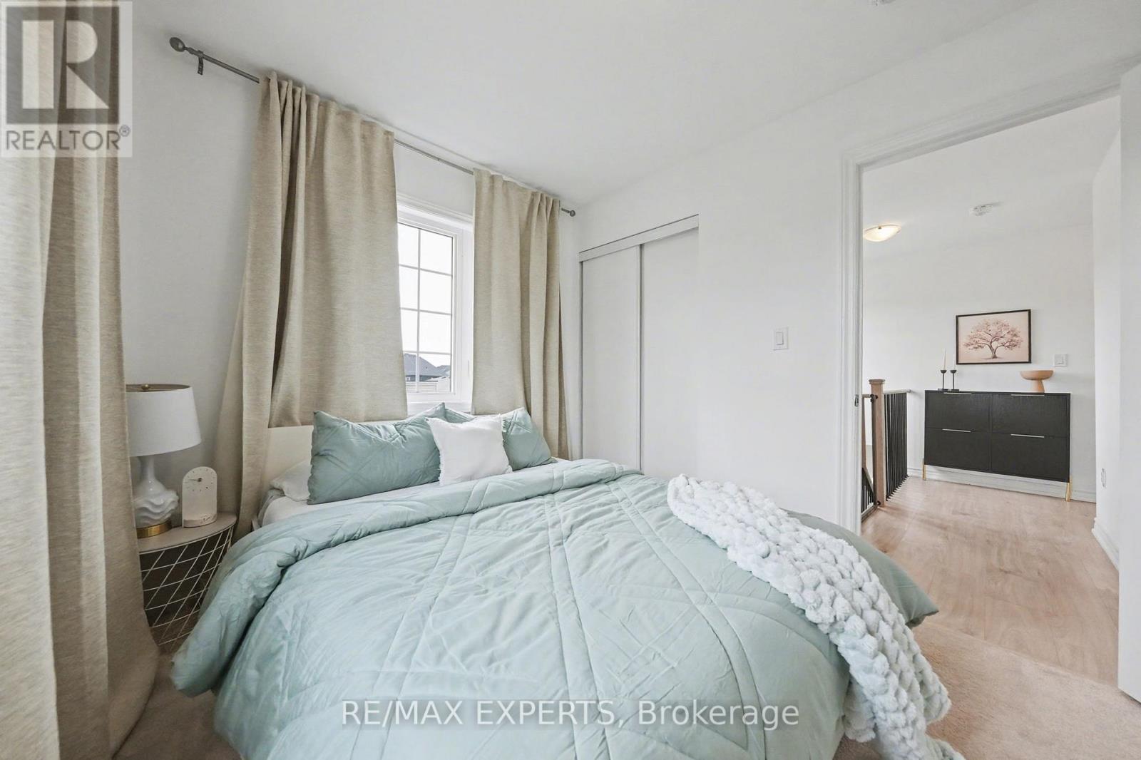 2 Pumpkin Corner Crescent, Barrie, Ontario  L9J 0T6 - Photo 29 - S13048270