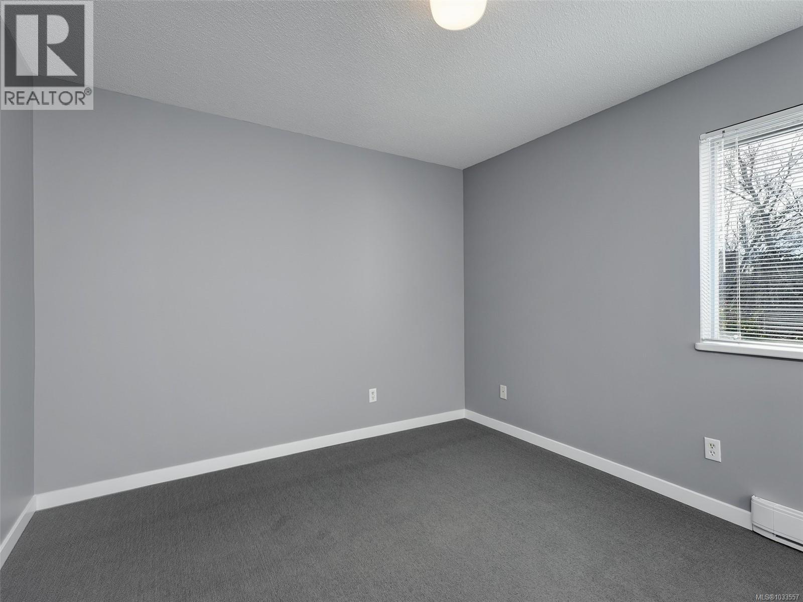 4 9923 Seventh St, Sidney, British Columbia  V8L 2V8 - Photo 7 - 1033557