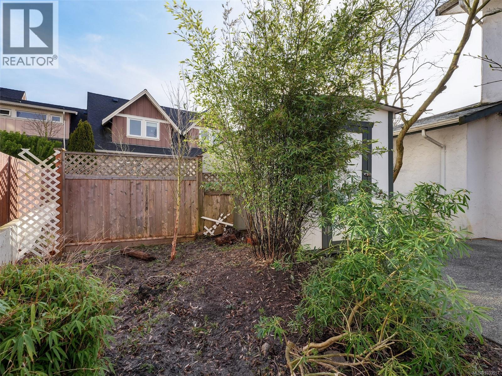 4 9923 Seventh St, Sidney, British Columbia  V8L 2V8 - Photo 23 - 1033557