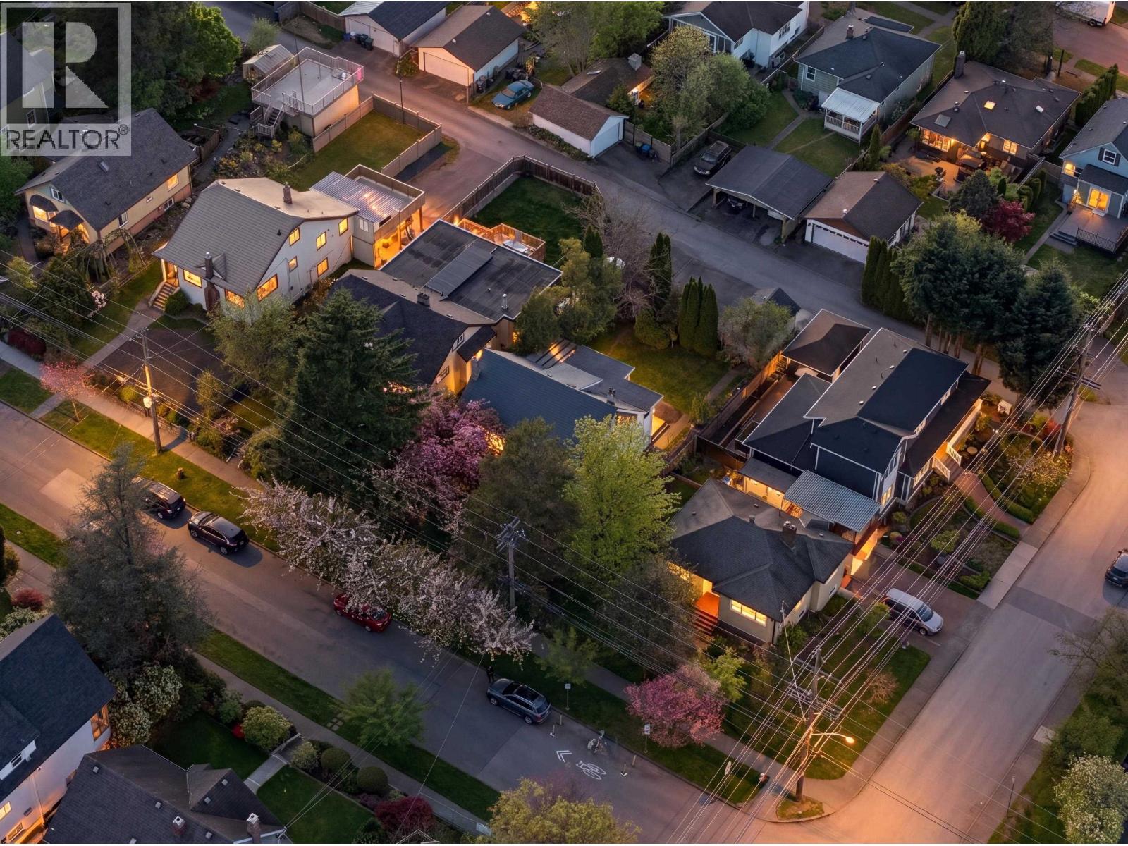 107 Seventh Avenue, New Westminster, British Columbia  V3L 1W2 - Photo 23 - R3115931