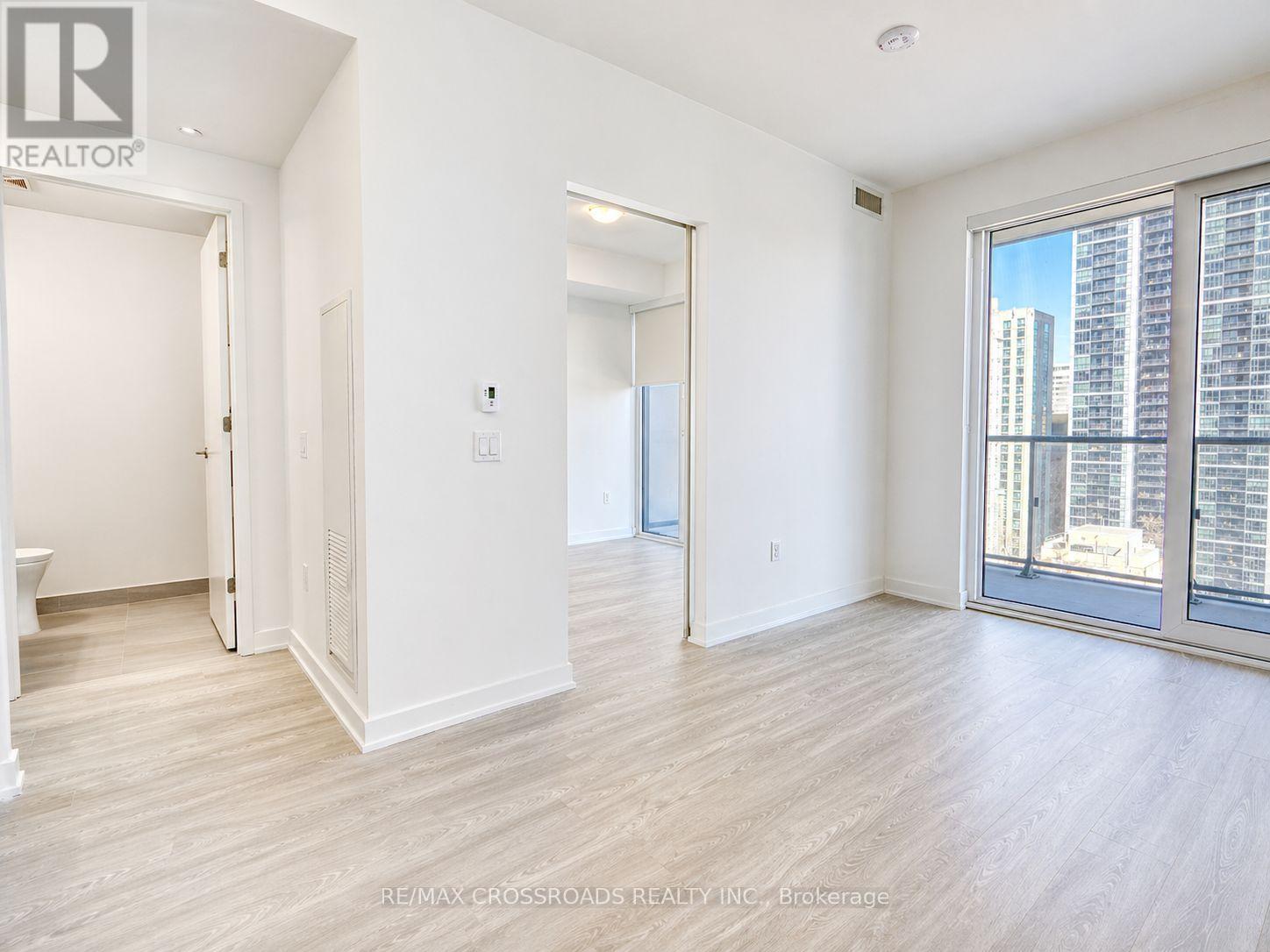 1406 - 634 Church Street, Toronto, Ontario  M4Y 0G9 - Photo 3 - C12975002