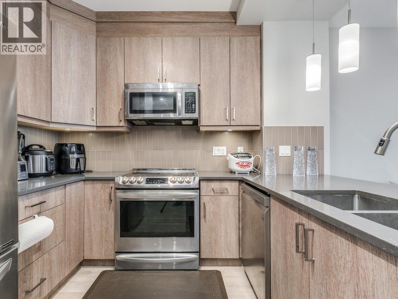 107 3525 Chandler Street, Coquitlam, British Columbia  V3E 0L9 - Photo 4 - R3114546