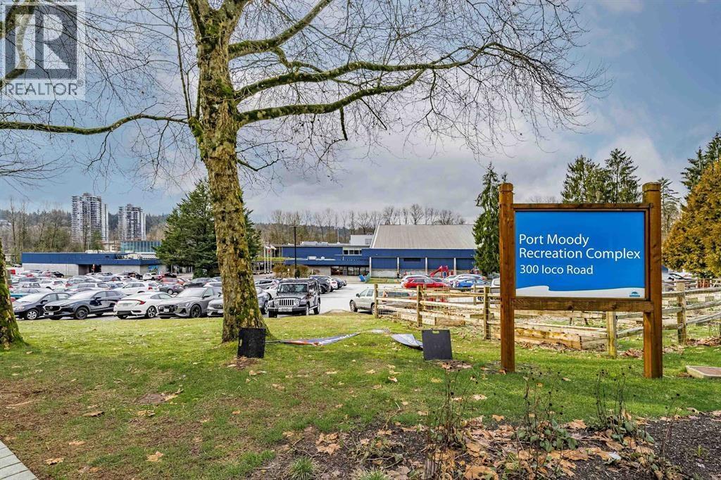 316 301 MAUDE ROAD, Port Moody, British Columbia