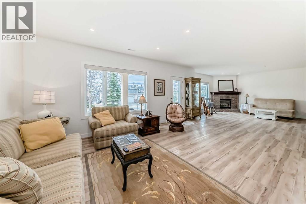 44 Eagleview Heights, Cochrane, Alberta  T4C 1P8 - Photo 37 - A2298220