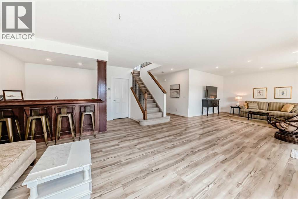 44 Eagleview Heights, Cochrane, Alberta  T4C 1P8 - Photo 35 - A2298220