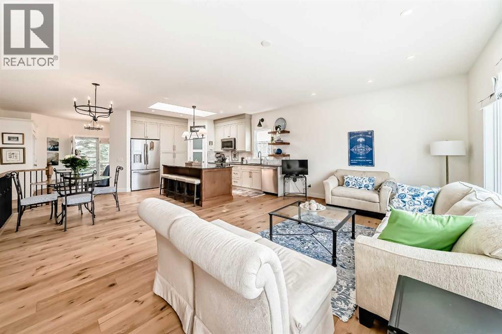 44 Eagleview Heights, Cochrane, Alberta  T4C 1P8 - Photo 14 - A2298220