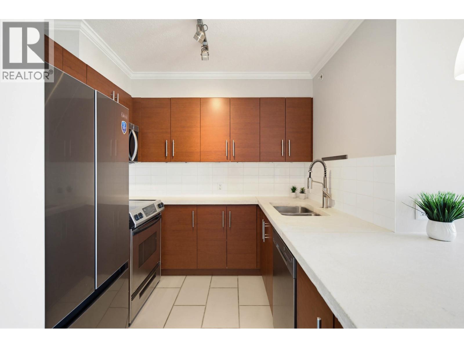 1103 814 Royal Avenue, New Westminster, British Columbia  V3M 1J9 - Photo 16 - R3115030