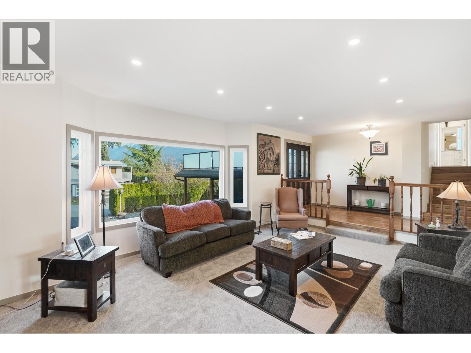 526 Yale Road, Port Moody, British Columbia  V3H 3K3 - Photo 12 - R3105137