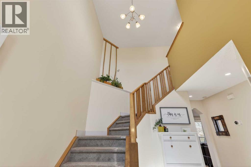 190 Sagewood Drive SW, Airdrie, Alberta  T4B 3B3 - Photo 6 - A2304053