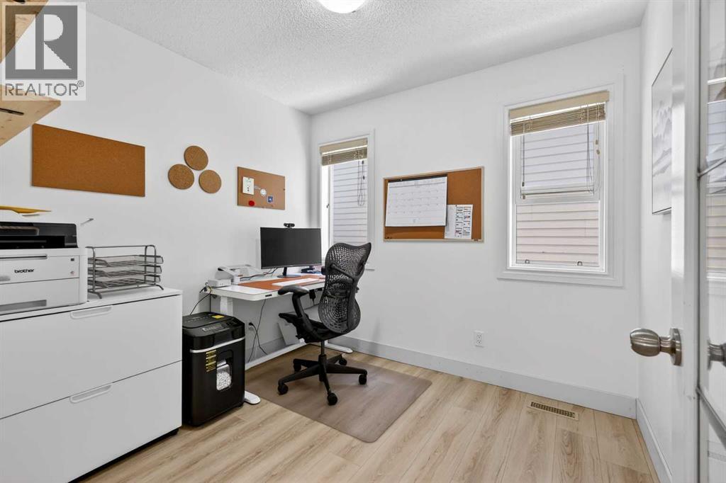 190 Sagewood Drive SW, Airdrie, Alberta  T4B 3B3 - Photo 18 - A2304053