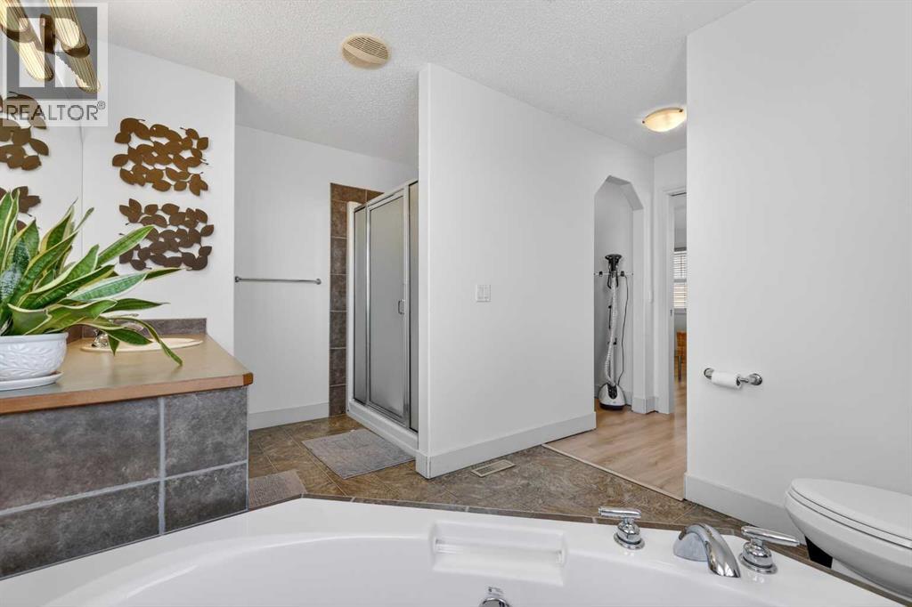 190 Sagewood Drive SW, Airdrie, Alberta  T4B 3B3 - Photo 24 - A2304053