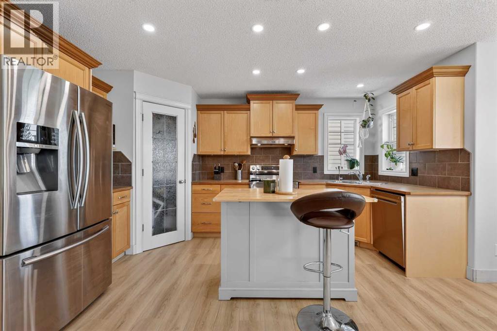 190 Sagewood Drive SW, Airdrie, Alberta  T4B 3B3 - Photo 13 - A2304053