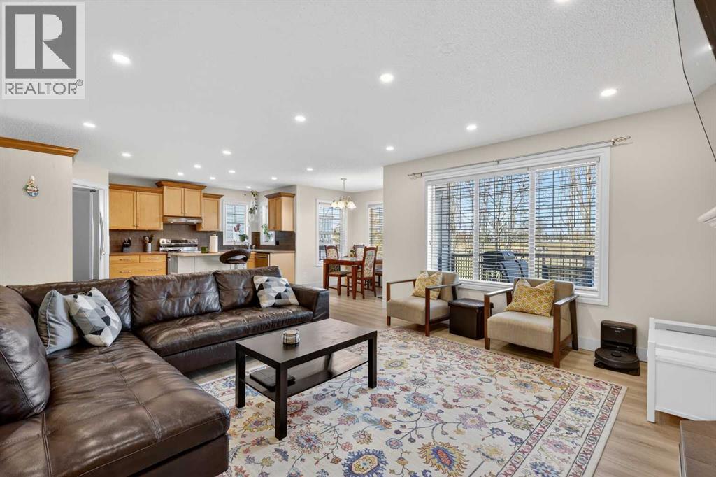 190 Sagewood Drive SW, Airdrie, Alberta  T4B 3B3 - Photo 12 - A2304053