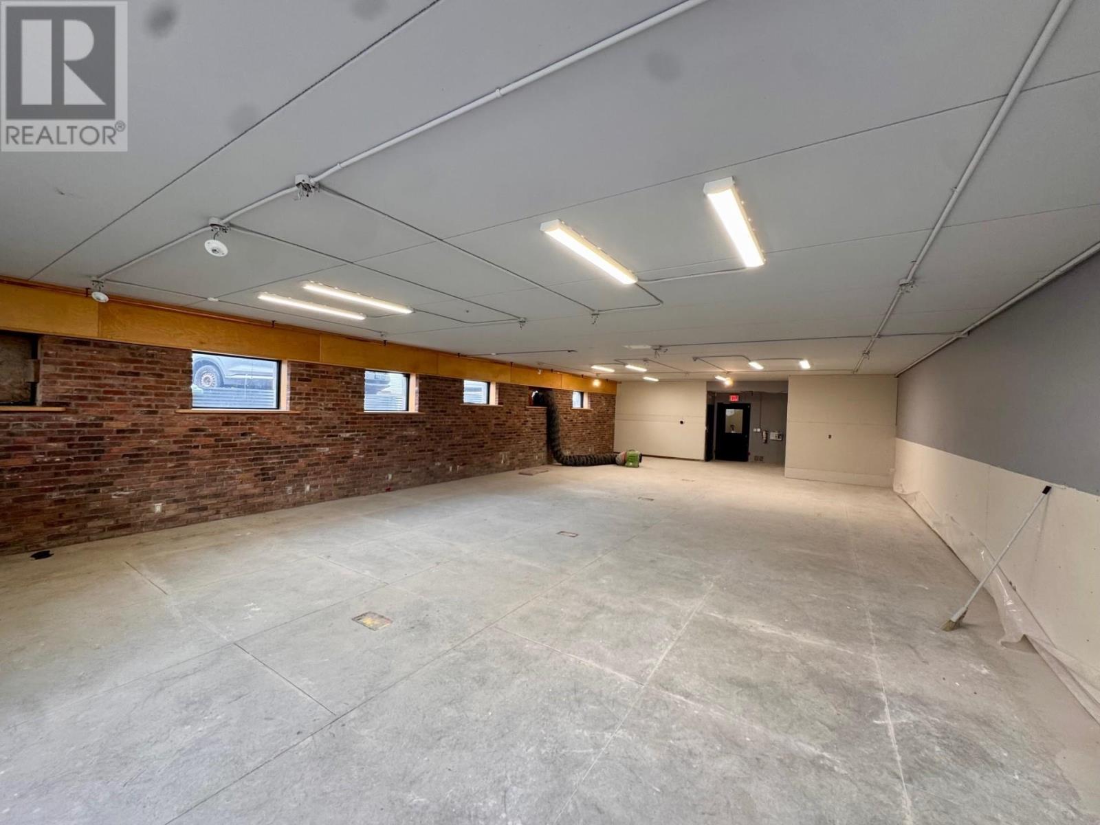 101 278 Bay St, Thunder Bay, Ontario  P7B 1R8 - Photo 2 - TB2600811