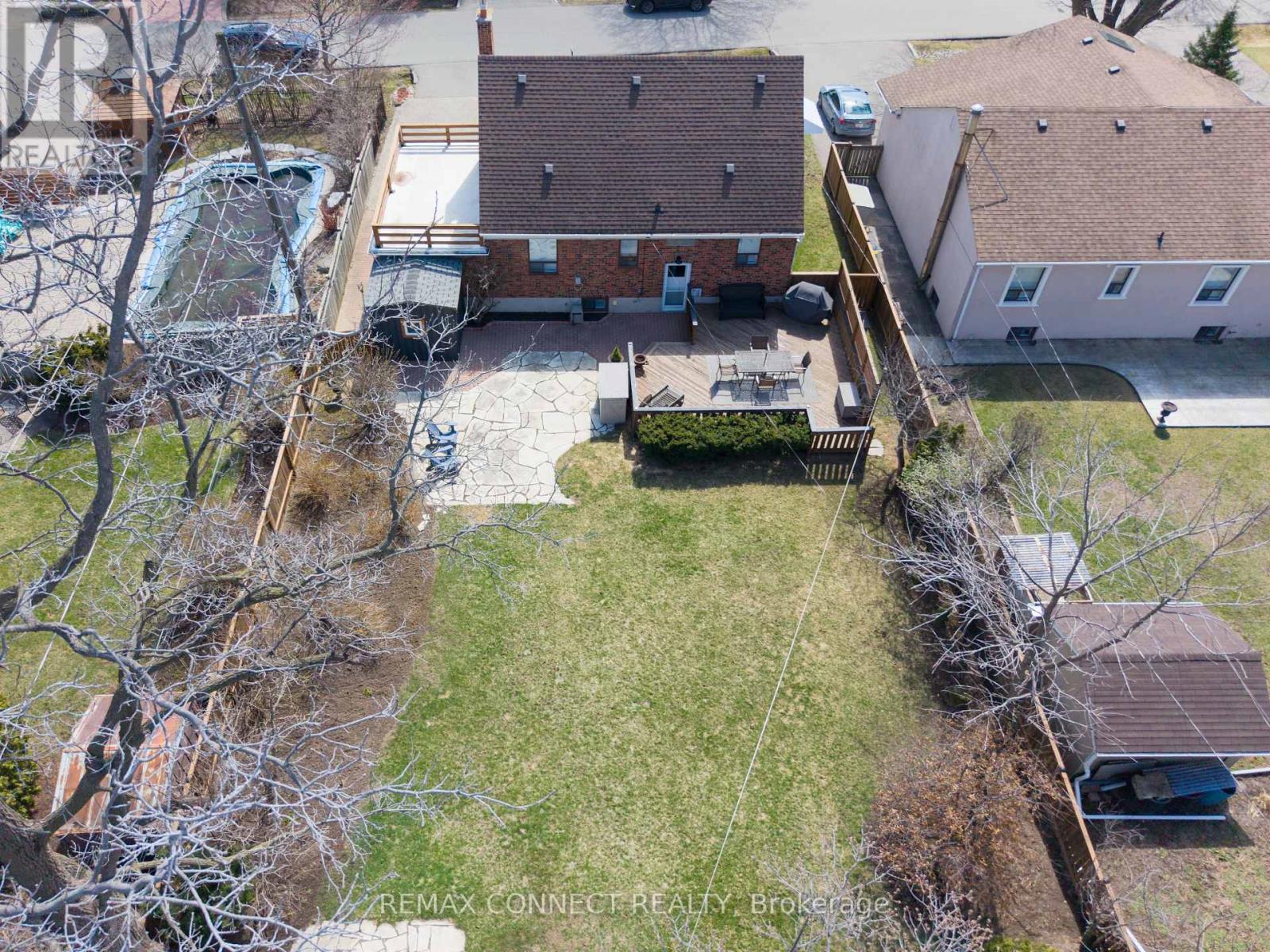 961 Ribston Road, Mississauga, Ontario  L4Y 1B5 - Photo 2 - W13048152