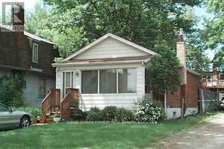 86 ASH CRESCENT, Toronto, Ontario