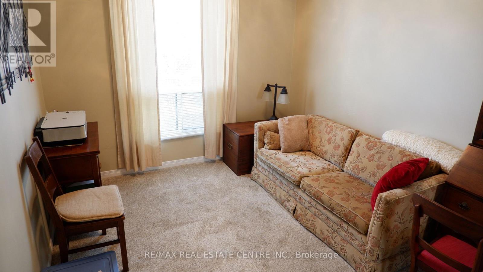 105 - 24 Chapel Street, Halton Hills, Ontario  L7G 6A7 - Photo 5 - W13048198